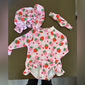 Amazon Kids Long-Sleeve Strawberry Rashguard Set - Pink & Red